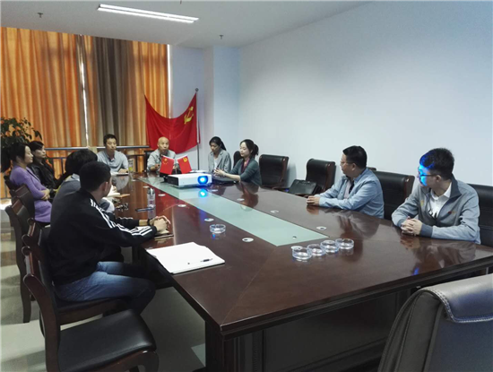 城開投公司開展十月“主題黨日”活動(dòng)——豐富黨課內(nèi)容，激發(fā)黨員動(dòng)力