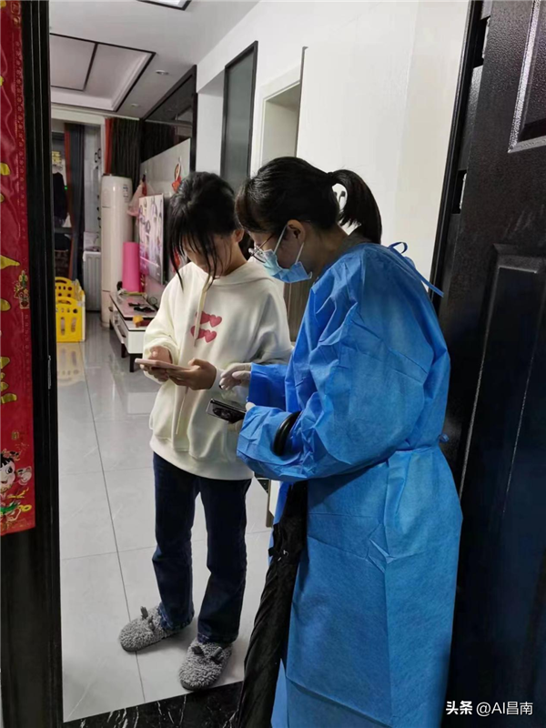 “版權(quán)人”戰(zhàn)“疫”勇?lián)? onmousewheel=