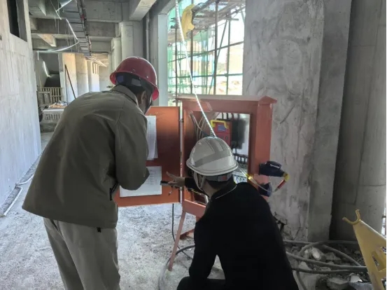 筑牢安全質(zhì)量防線:城投集團相關(guān)部門開展在建項目巡查